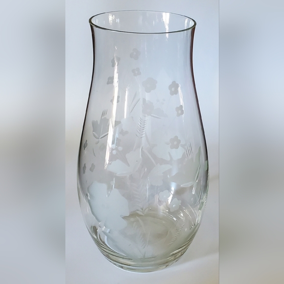 🇷🇴 12" Romanian Blown Etched Floral Glass 🇷🇴 Vase Hurricane Candle 🕯 Lamp - Picture 4 of 8